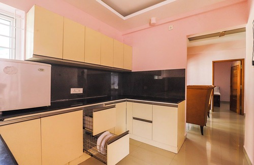 T Nagar Hotel | Fabhotel Hathvik Park