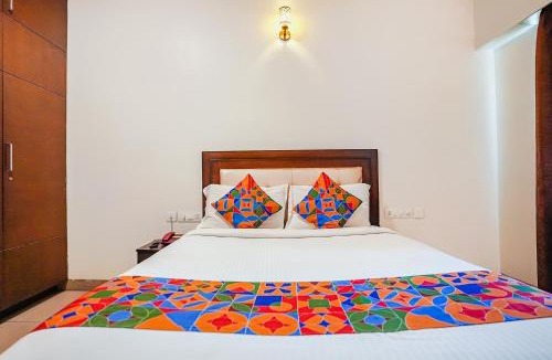 Perambur Purasavakam Hotel | FabHotel Home Tree Service Apartment