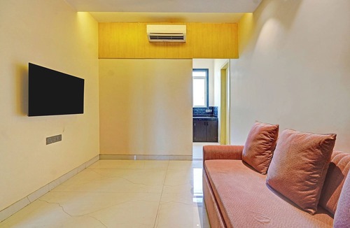 Bandra West Hotel | Fabhotel Kv