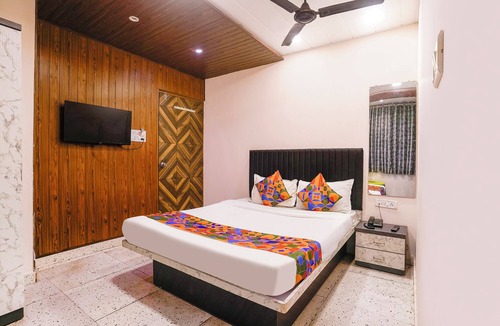 Boisar Hotel | Fabhotel Nilsa