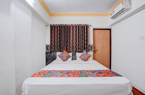 Pune Hotel | Fabhotel Raj