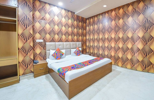 Faridabad Hotel | Fabhotel Royal Residency Sector 11