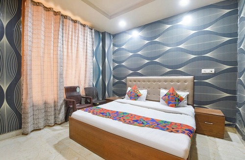 Faridabad Hotel | Fabhotel Royal Residency Sector 11