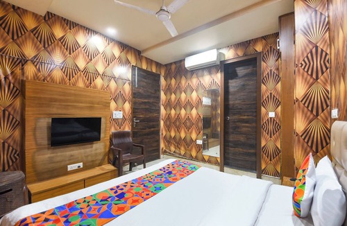 Faridabad Hotel | Fabhotel Royal Residency Sector 11