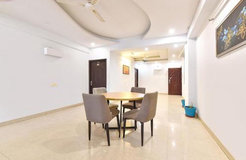 Durgapura Hotel | FabHotel Rushank Palace - Near Jawahar Circle, World Trade Park