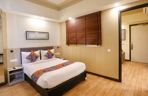 Gurugram Hotel | FabHotel Sapphire 83 Best hotel in Manesar, Gurugram