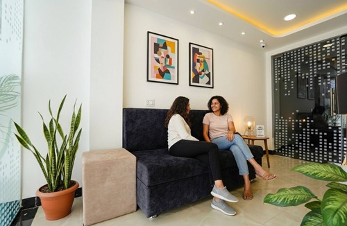 Sanwer Hotel | Fabhotel Seemansh