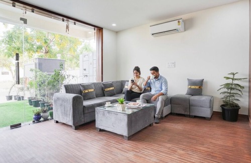 Gurugram Hotel | FabHotel Sky