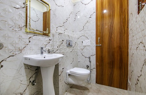 Kharar Hotel | FabHotel South Crown