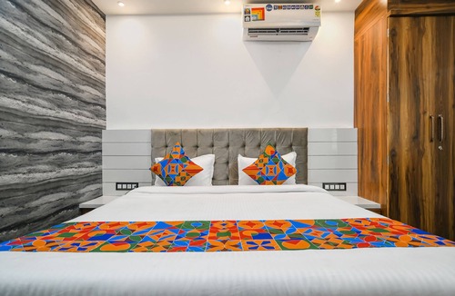 Rau Hotel | Fabhotel Stay Well