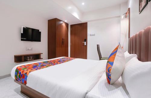 Vasai West Hotel | FabHotel Suruchi Homes