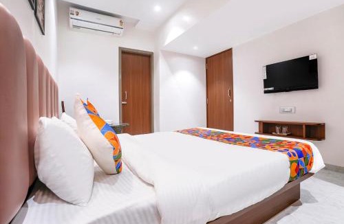 Vasai West Hotel | FabHotel Suruchi Homes