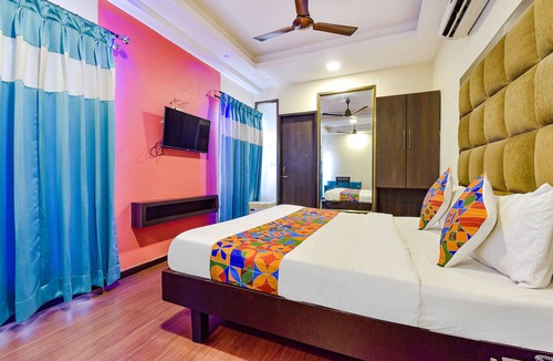Vadodara Hotel | FabHotel Teliko Silver