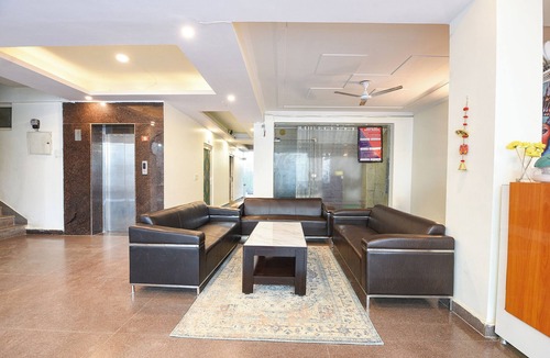 Jharsa Village Hotel | Fabhotel The Flora