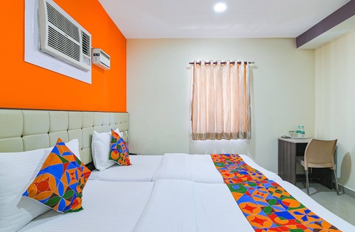 Nandambakkam Hotel | Fabhotel Vrj Residency
