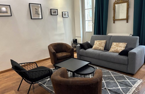 Montpellier City-Centre Apartment | Fabre museum, charming apartment, free parking.!