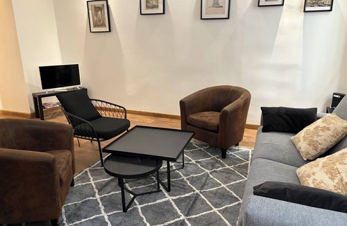 Montpellier City-Centre Apartment | Fabre museum, charming apartment, free parking.!