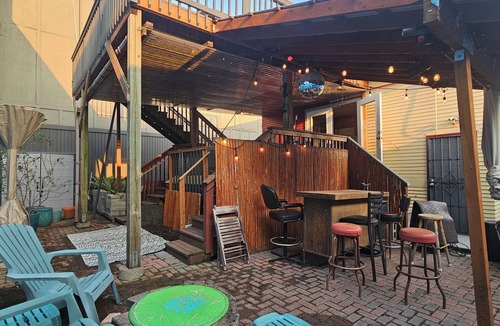 Fremont Condo | Fabulous 2-BR place with AC in vibrant Seattle with amazing private roof deck.