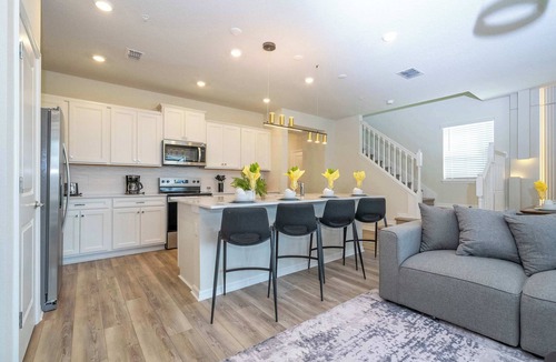 Four Corners House | Fabulous 5Bd Pool & Game Room @ Windsor Cay 1253