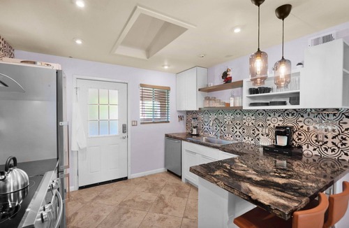 Arcadia Lite Condo | Fabulous Arcadia Condo Wirth a Pool