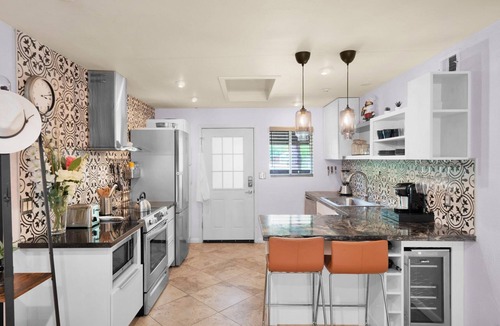 Arcadia Lite Condo | Fabulous Arcadia Condo Wirth a Pool