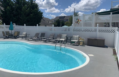 Point Pleasant Beach House | FABULOUS BEACH HOUSE- 7 Bedrooms,Heated Pool,12 BeachBadges,9 Car Driveway