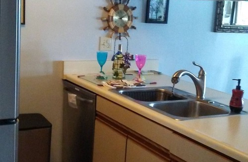Port Clinton Condo | FABULOUS HARBORSIDE CONDO, FREE 30' DOCK, AWESOME LAKE ERIE SUNSETS, 2 BEDROOMS,