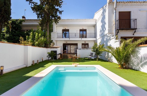 Albaicin House | Fabulous House with Private Garden and Pool. San Nicolas