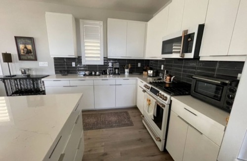 Oxnard Dunes Condo | Fabulous LTR 3-bed 3.5 bath condo in wonderful Oxnard with AC, WiFi, EV Charger,