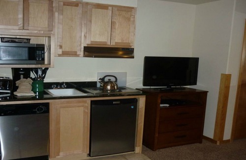 Four O'Clock Condo | Fabulous New Years Ski In and Ski Out Condo Grand Timber Lodge Breckenridge, CO