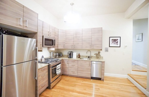 North End Condo | Fabulous North End 3 BR | 1.5 BA in Little Italy