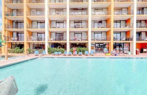 Myrtle Beach Apartment | *FABULOUS OCEAN VIEW STUDIO*King Bed*Great Pools, Hot Tubs*M41