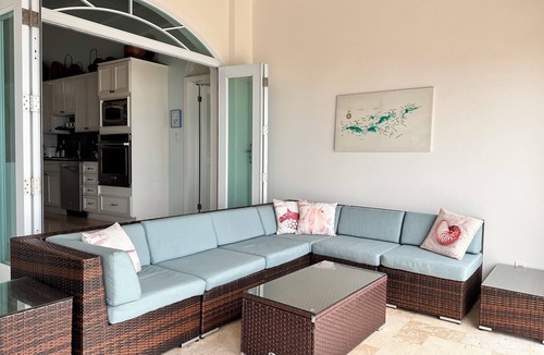 Red Hook Villa | Fabulous Panoramic View!