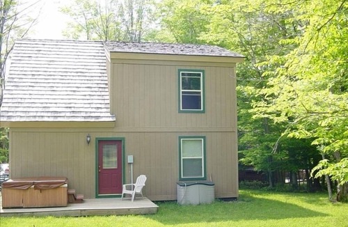 Timberline Cabin | Fabulous Rustic Mountain Cabin walking distance to Timberline Mountain Slopes!