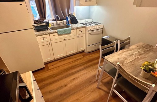 Guttenberg Apartment | Fabulous studio apartment with AC in West New York