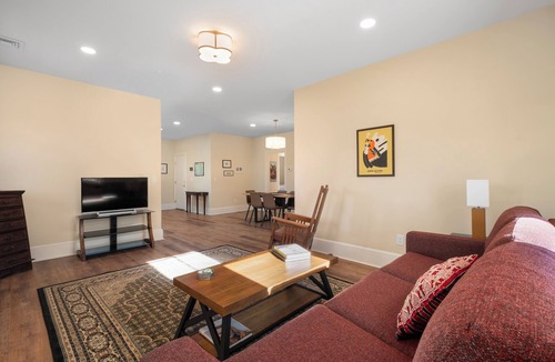Wayland Apartment | Fabulously Spacious 2-bedroom Apartment Near Brown & RISD + Free Parking