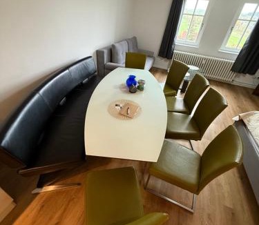 Wolfhagen Apartment | Fachwerk und Moderne - gemütliche Wohnung mit 2 Schlafzimmern und offener Wohnküche