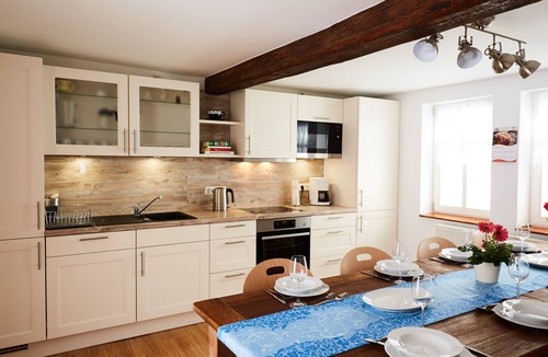 Horselberg-Hainich House | Fachwerkhaus mit Garten, Grill und Terrasse by Interhome