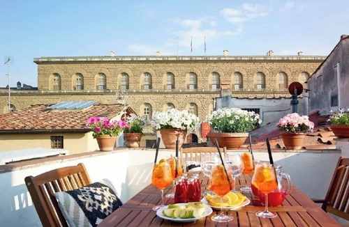 Oltrarno Apartment | Facing Florence's beloved Pitti Palace and Gardens