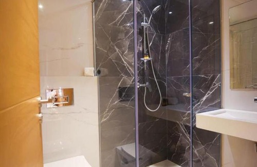 Quartier Administratif Hotel | FAHO Hôtel