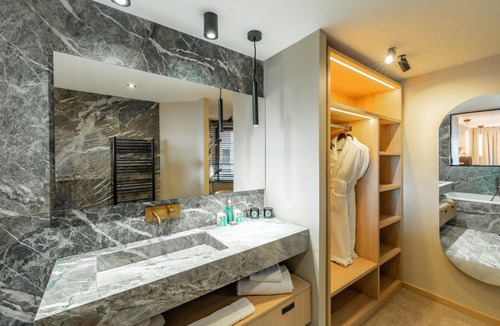 Courchevel Hotel | Fahrenheit seven Courchevel