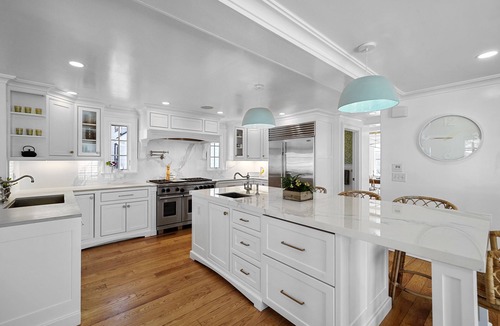Fairfield House | Fairfield Beach Modern Colonial