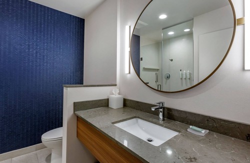 Sandusky Hotel | Fairfield by Marriott Inn & Suites Sandusky