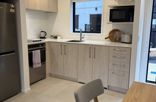 Lower Hutt Villa | Fairfield Haven | Modern 2BR Townhouse Retreat