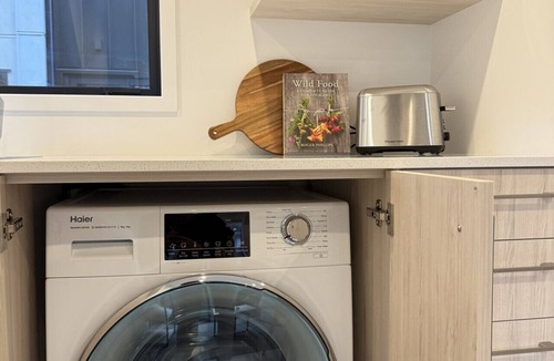 Lower Hutt Villa | Fairfield Haven | Modern 2BR Townhouse Retreat
