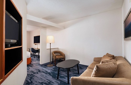 Edison Hotel | Fairfield Inn & Suites by Marriott Edison-South Plainfield