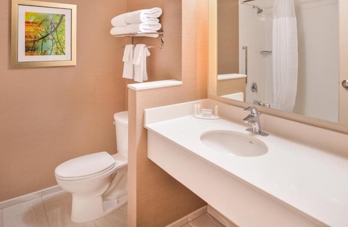 Eugene Hotel | Fairfield Inn & Suites by Marriott Eugene East/Springfield