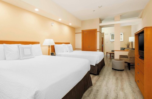 Temecula Hotel | Fairfield Inn & Suites Temecula by Marriott