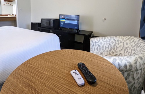 Monroe Hotel | Fairground Inn