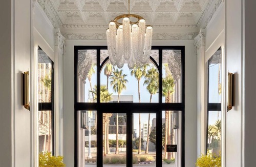 Waterfront Hotel | Fairmont Breakers Long Beach